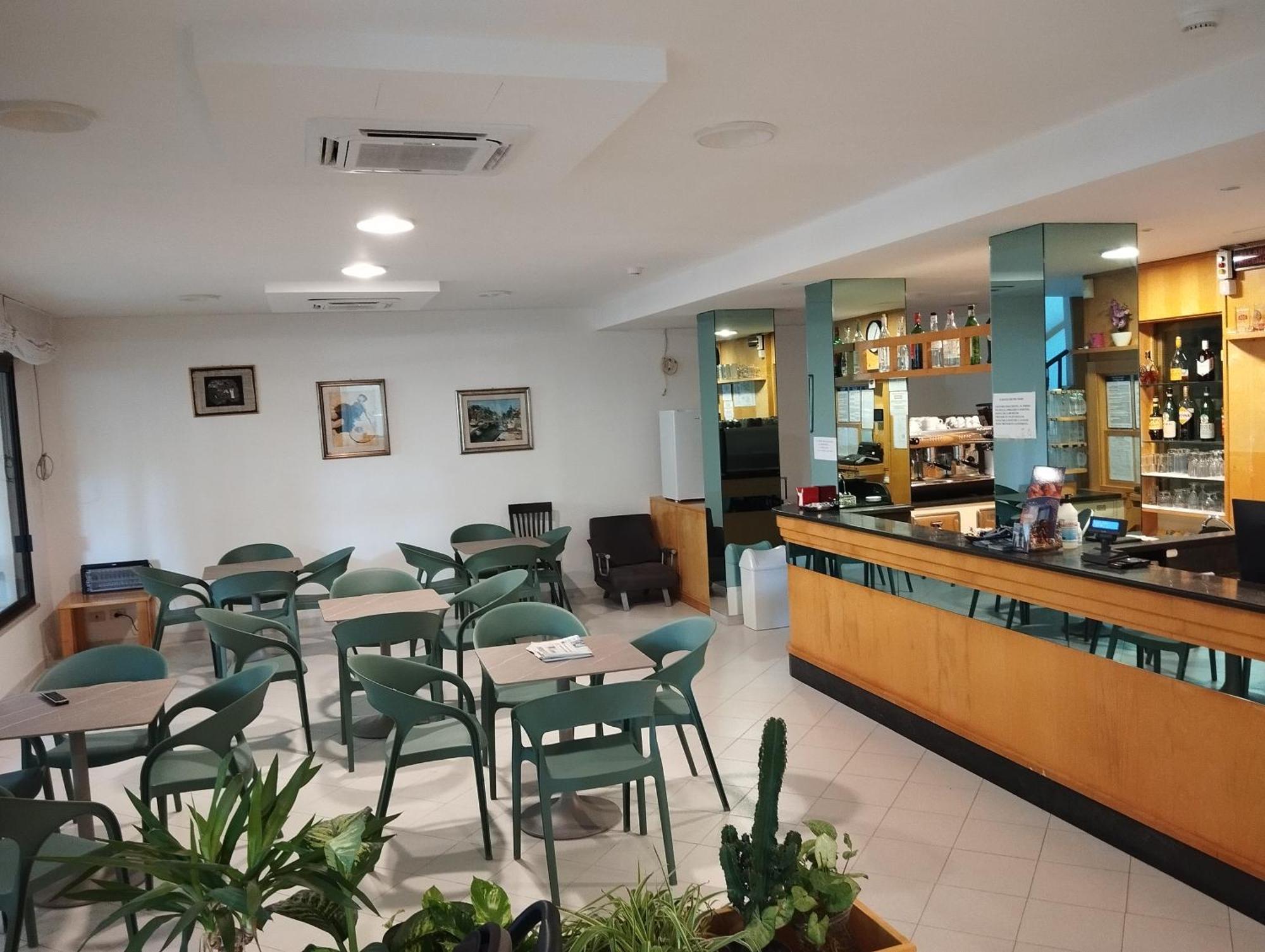 Hotel Irene Riccione Buitenkant foto