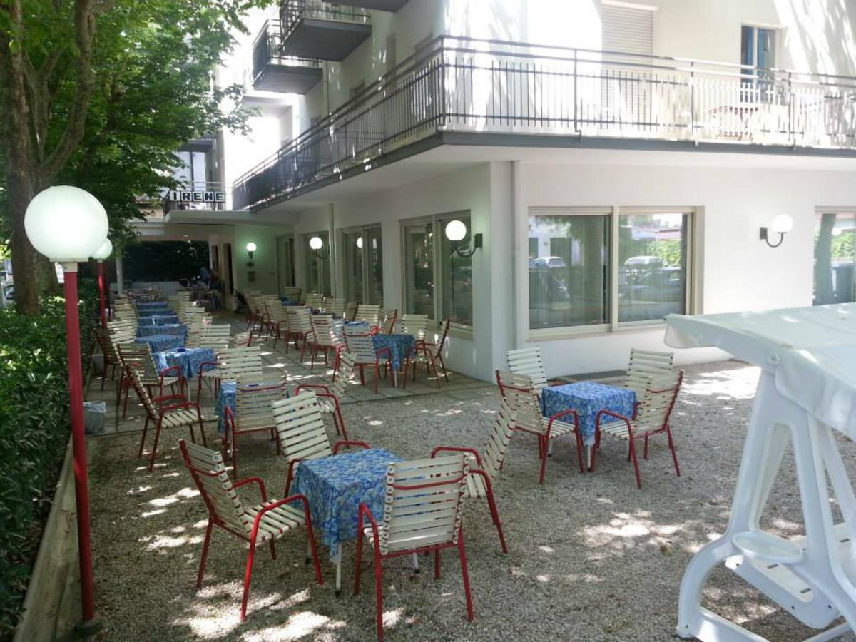 Hotel Irene Riccione Buitenkant foto